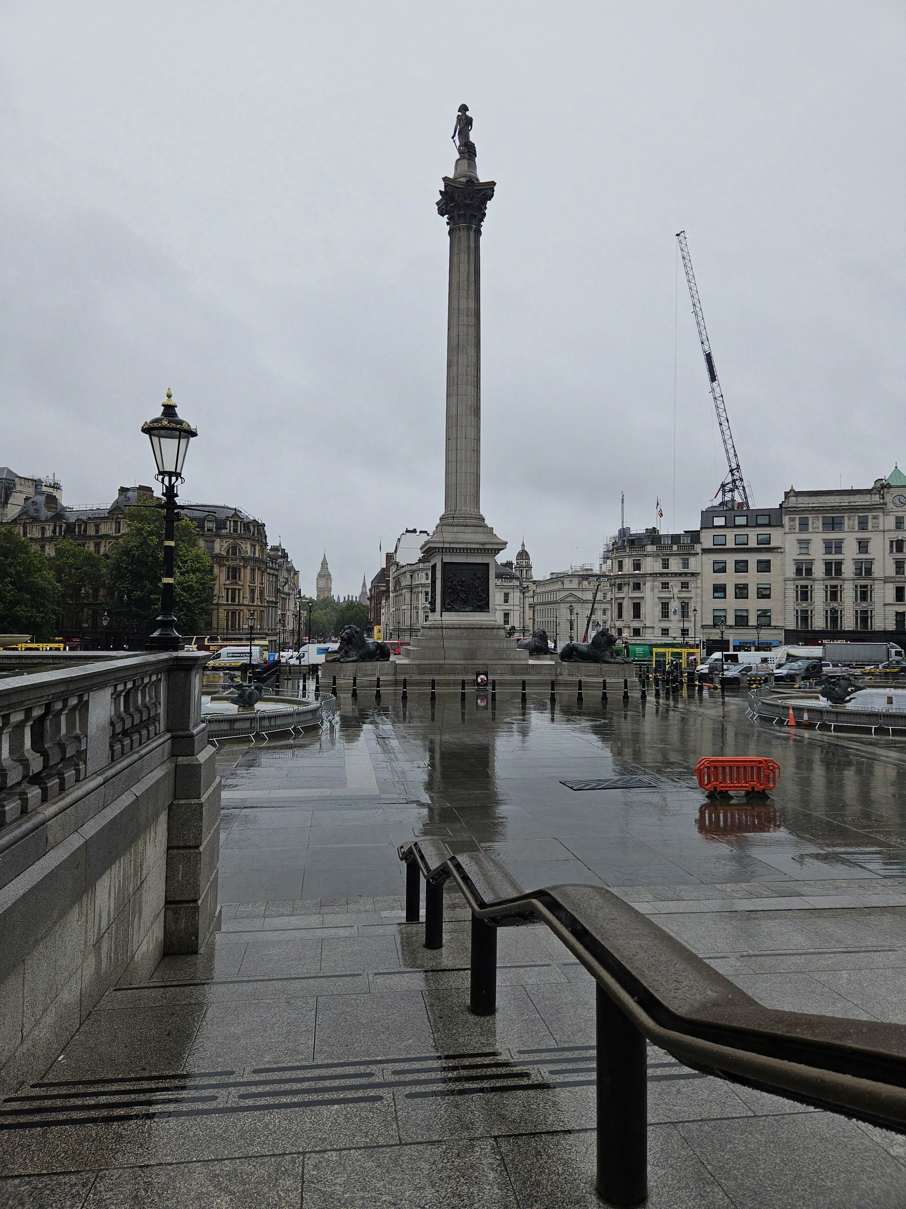 Picture of Nelson’s column in Trafalgar Square